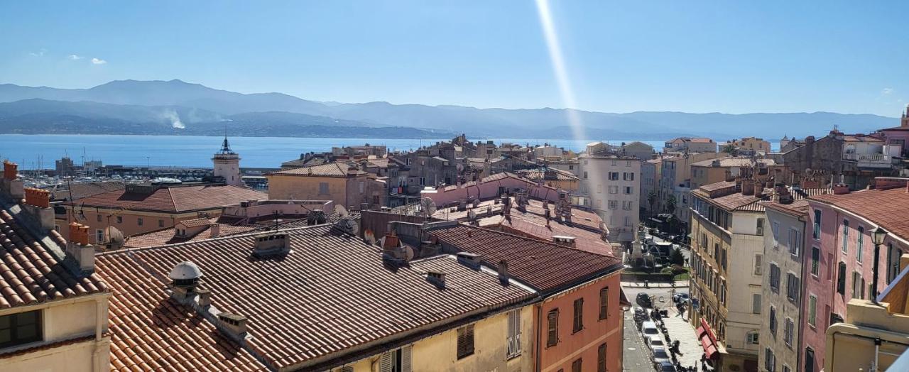 Apartament Superbe T2 Avec Balcons, Vieux Port, Hyper Centre Ajaccio Ajaccio  Zewnętrze zdjęcie